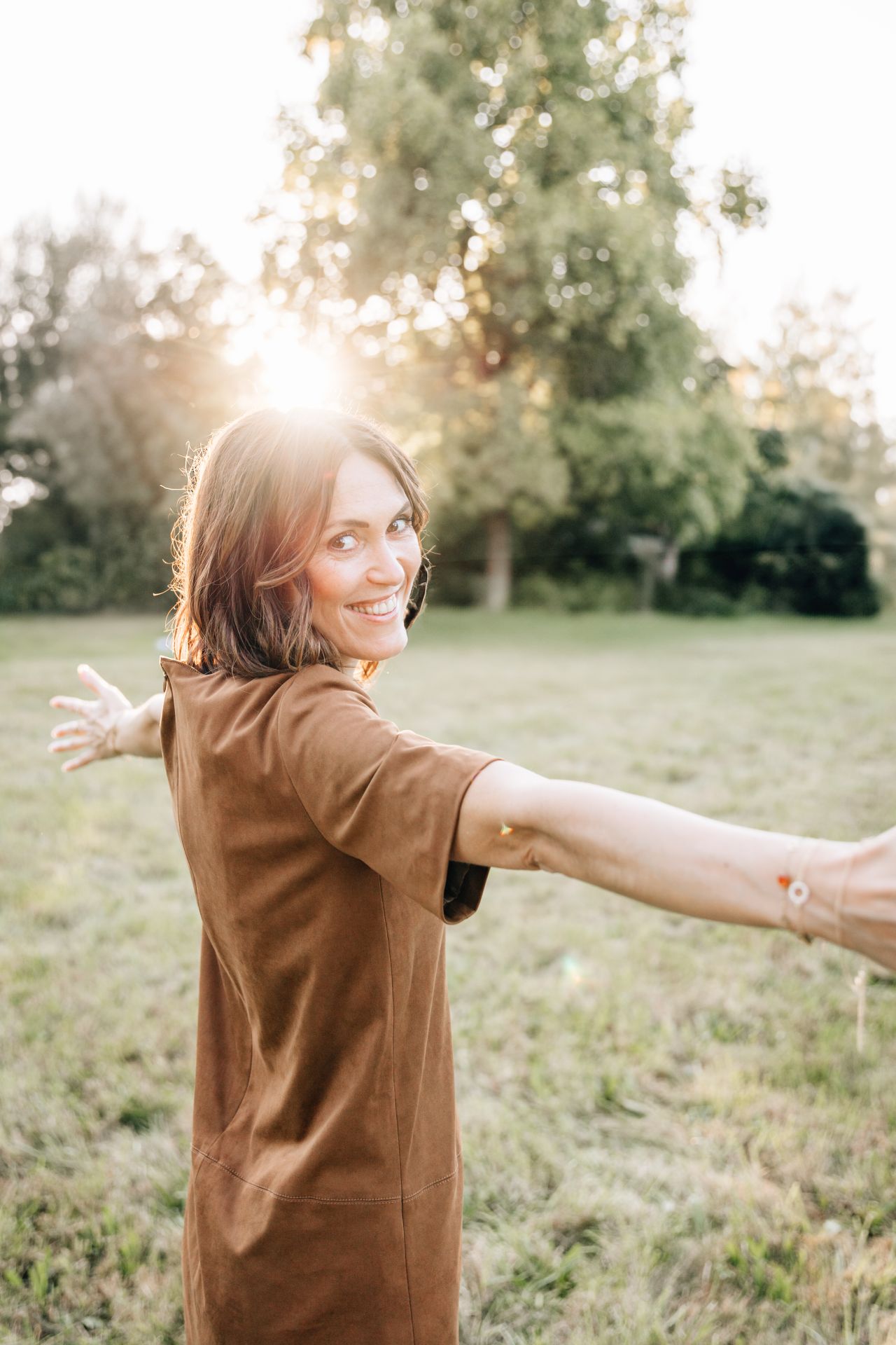 Andrea Kreiseder lacht in der Abendsonne